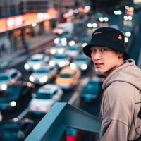快手运动排行榜第13名跑酷俊文,新榜指数805.548088086118,新增作品数1,播放数76.99w,点赞数1.15w,评论数319,分享数196,新增粉丝数2781,累计粉丝数352.85w