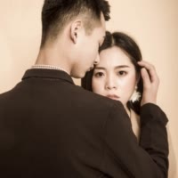 亮亮超正经
