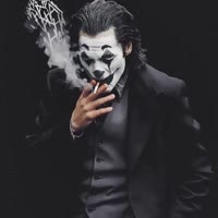 User_255056027