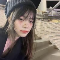 快手搞笑排行榜第19名章鱼🐙本鱼,新榜指数878.5732084708607,新增作品数6,播放数95.51w,点赞数1.3w,评论数1322,分享数477,新增粉丝数1.96w,累计粉丝数898.24w