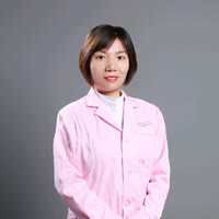 快手健康排行榜第6名范海燕医生,新榜指数786.432622918223,新增作品数4,播放数79.83w,点赞数6635,评论数904,分享数4944,新增粉丝数663,累计粉丝数47.15w