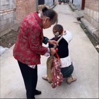 搞笑老顽童吖