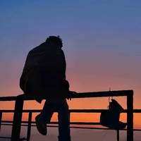 ℳ̶̶♡̶҉唯有拼搏᭄ℳ