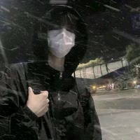 雨淋湿的天空