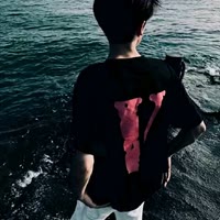 忧郁的小男神