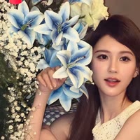 《露露小晶晶》.贻（关注秒回）
