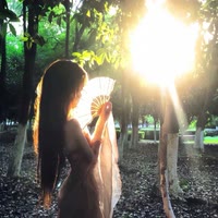 若曦。